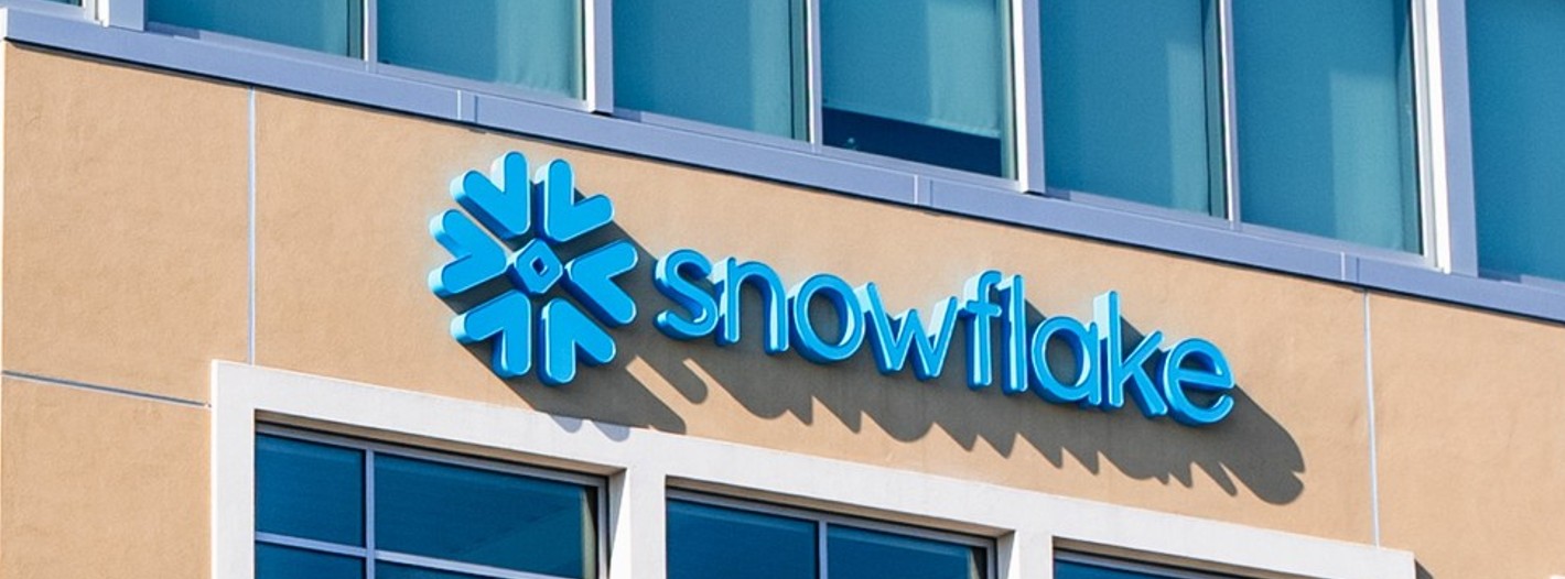 Snowflake mejora sus previsiones de ingresos